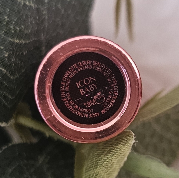 Charlotte Tilbury+Mac: 2 Pc Bundle - Picture 4 of 8